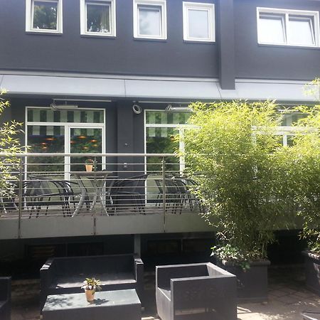Residenz Wessinger, Neu-Isenburg Hotel Exterior foto